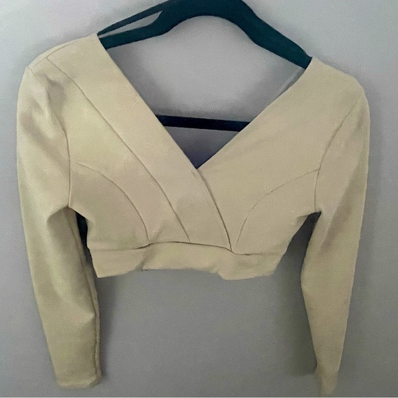 Bebe Ultrasuede Crop Top - Picture 4 of 6